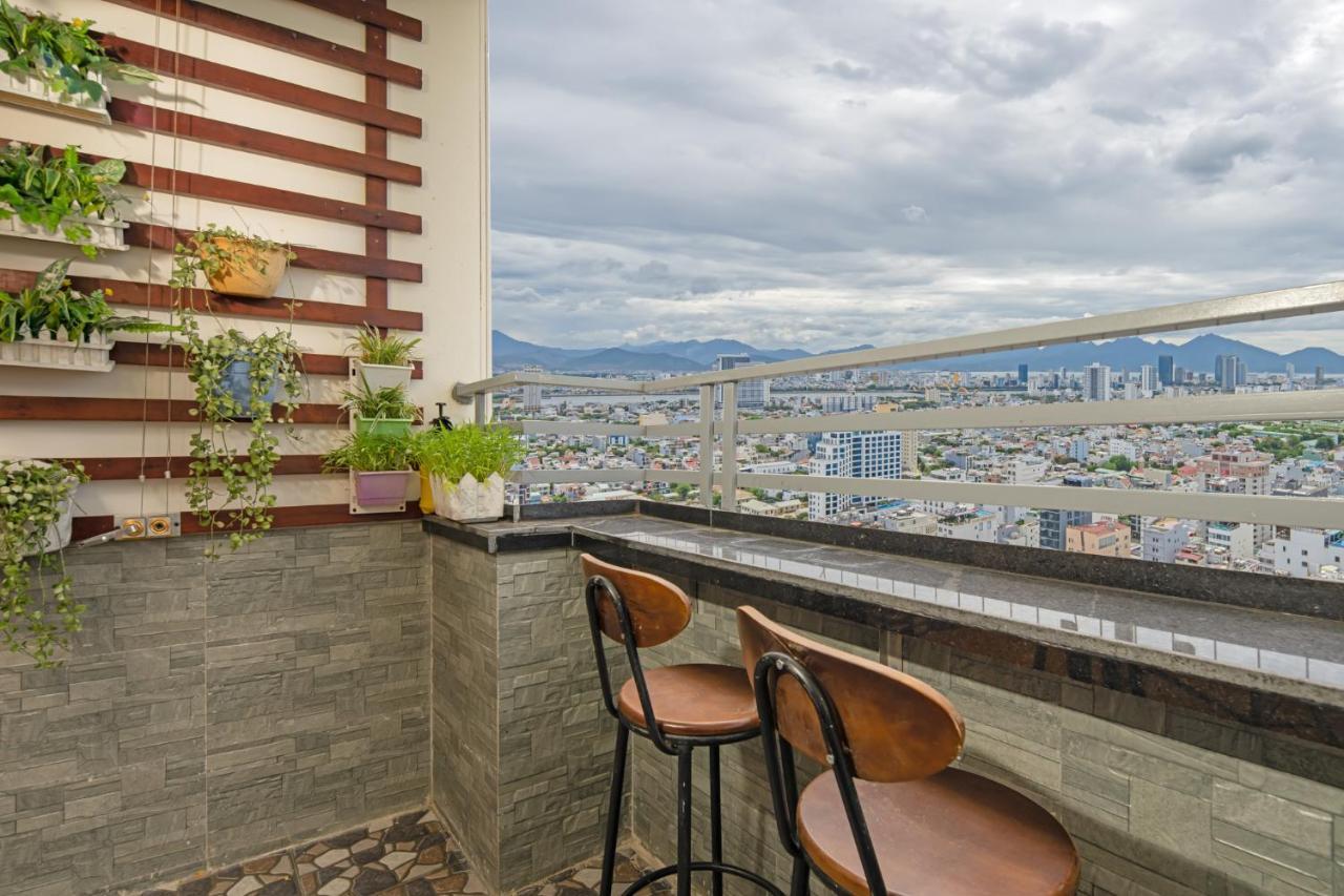 Md Ocean Apartment Da Nang Bagian luar foto