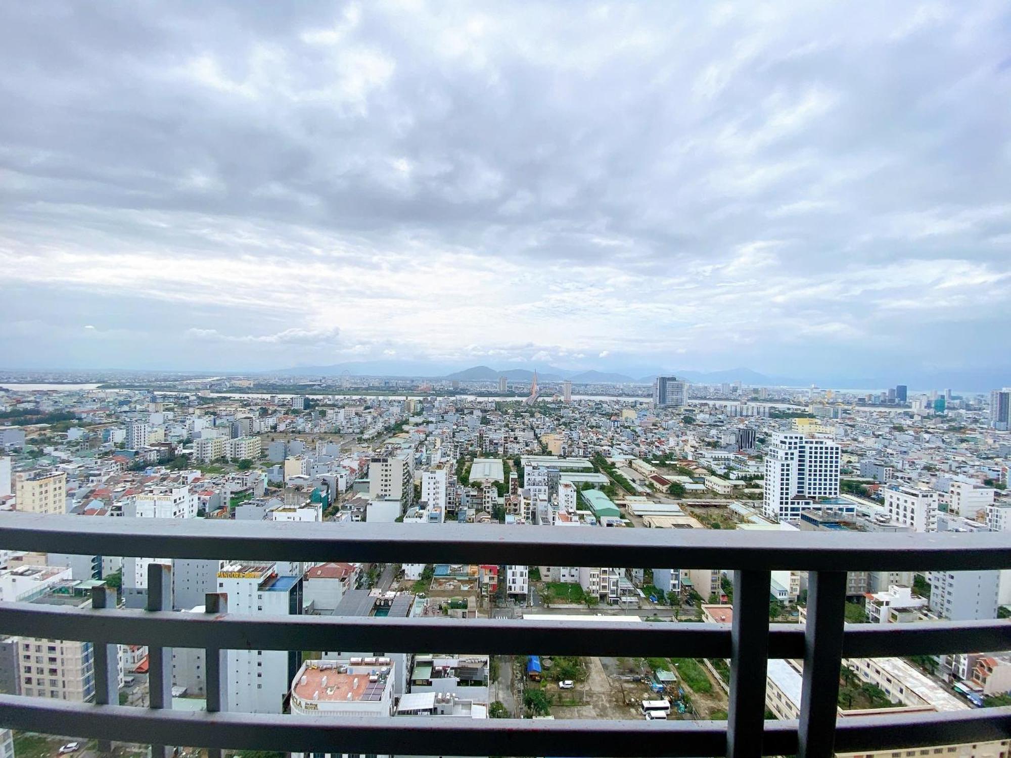 Md Ocean Apartment Da Nang Bagian luar foto